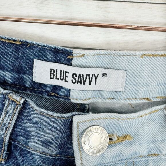 Blue Savvy Two Tone High Rise Mom Jeans Blue Juniors 5 27 Straight Leg Button - Picture 9 of 13